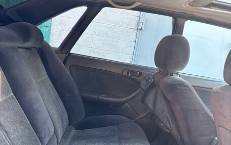 Subaru Legacy VII, 1996 год, 300 000 рублей, 13 фотография