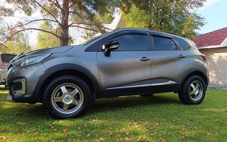 Renault Kaptur I рестайлинг, 2016 год, 1 580 000 рублей, 2 фотография