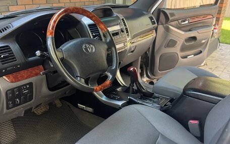 Toyota Land Cruiser Prado 120 рестайлинг, 2005 год, 1 700 000 рублей, 7 фотография