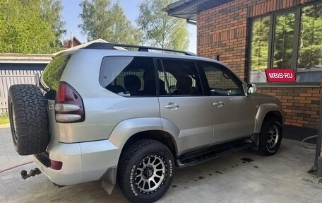 Toyota Land Cruiser Prado 120 рестайлинг, 2005 год, 1 700 000 рублей, 3 фотография