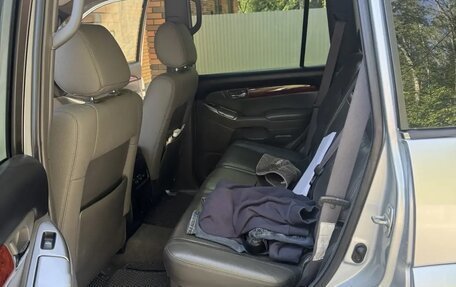 Toyota Land Cruiser Prado 120 рестайлинг, 2005 год, 1 700 000 рублей, 8 фотография