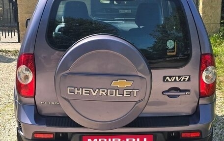 Chevrolet Niva I рестайлинг, 2016 год, 800 000 рублей, 4 фотография