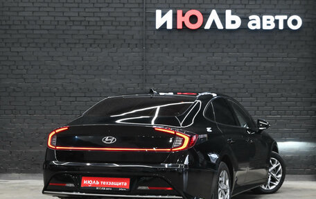 Hyundai Sonata VIII, 2019 год, 2 400 000 рублей, 7 фотография