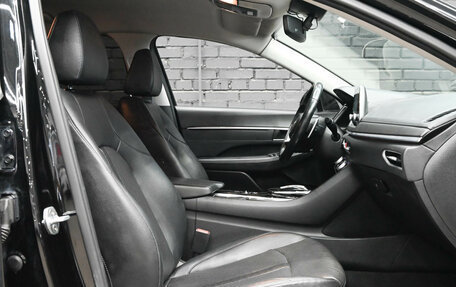 Hyundai Sonata VIII, 2019 год, 2 400 000 рублей, 10 фотография