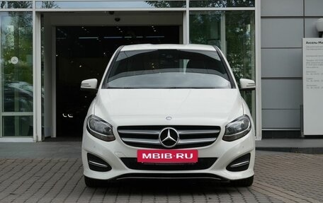Mercedes-Benz B-Класс, 2015 год, 1 050 000 рублей, 2 фотография