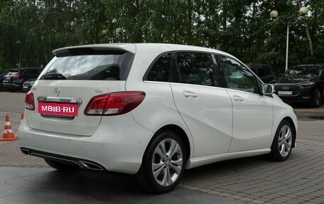 Mercedes-Benz B-Класс, 2015 год, 1 050 000 рублей, 6 фотография
