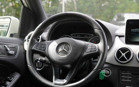 Mercedes-Benz B-Класс, 2015 год, 1 050 000 рублей, 14 фотография