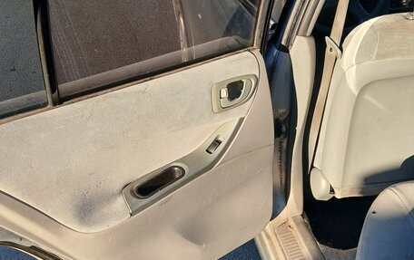 Mitsubishi Galant VIII, 2002 год, 8 фотография