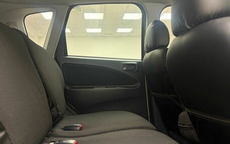 Mitsubishi Colt VI рестайлинг, 2003 год, 459 000 рублей, 17 фотография