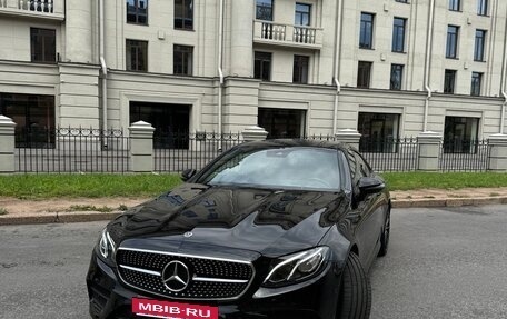Mercedes-Benz E-Класс, 2018 год, 4 190 000 рублей, 1 фотография