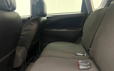Mitsubishi Colt VI рестайлинг, 2003 год, 459 000 рублей, 18 фотография