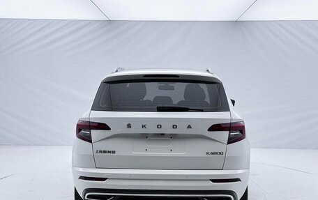 Skoda Karoq I, 2023 год, 2 130 005 рублей, 8 фотография