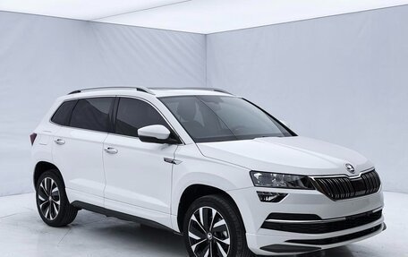 Skoda Karoq I, 2023 год, 2 130 005 рублей, 2 фотография