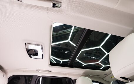 Rolls-Royce Cullinan, 2019 год, 26 990 000 рублей, 28 фотография