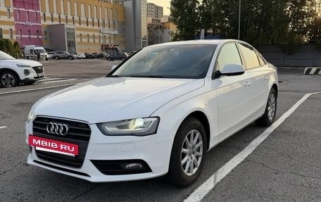 Audi A4, 2012 год, 1 050 000 рублей, 2 фотография