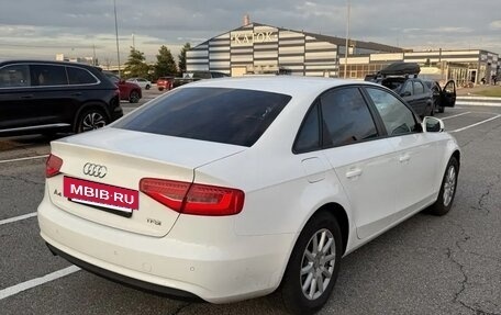 Audi A4, 2012 год, 1 050 000 рублей, 5 фотография