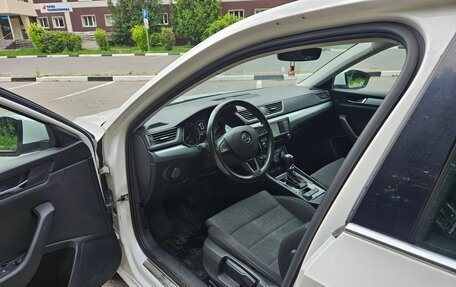 Skoda Superb III рестайлинг, 2016 год, 1 690 000 рублей, 8 фотография