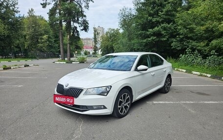 Skoda Superb III рестайлинг, 2016 год, 1 690 000 рублей, 6 фотография