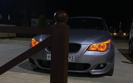 BMW 5 серия, 2004 год, 915 000 рублей, 16 фотография