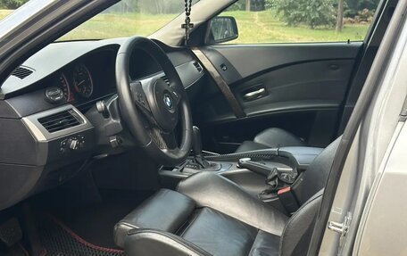 BMW 5 серия, 2004 год, 915 000 рублей, 12 фотография