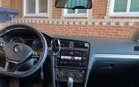 Volkswagen Golf VII, 2018 год, 2 200 000 рублей, 12 фотография