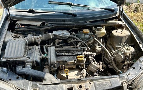 Opel Corsa B, 1998 год, 250 000 рублей, 9 фотография