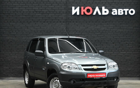 Chevrolet Niva I рестайлинг, 2011 год, 470 000 рублей, 3 фотография