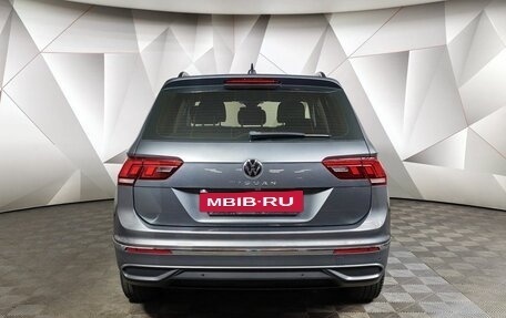 Volkswagen Tiguan II, 2021 год, 2 400 000 рублей, 8 фотография