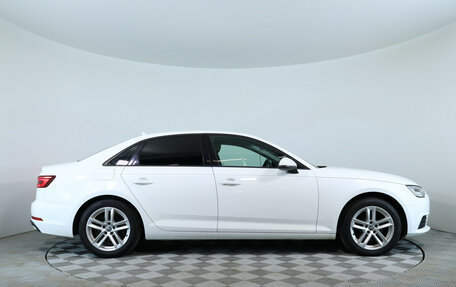 Audi A4, 2019 год, 1 950 000 рублей, 4 фотография