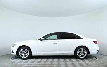 Audi A4, 2019 год, 1 950 000 рублей, 9 фотография