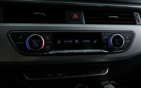 Audi A4, 2019 год, 1 950 000 рублей, 17 фотография