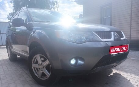 Mitsubishi Outlander III рестайлинг 3, 2007 год, 850 000 рублей, 1 фотография