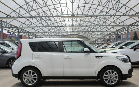KIA Soul II рестайлинг, 2017 год, 1 270 000 рублей, 6 фотография