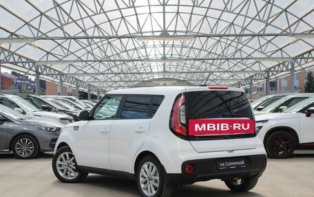 KIA Soul II рестайлинг, 2017 год, 1 270 000 рублей, 3 фотография