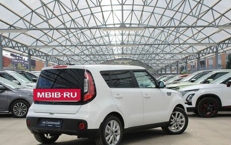 KIA Soul II рестайлинг, 2017 год, 1 270 000 рублей, 5 фотография