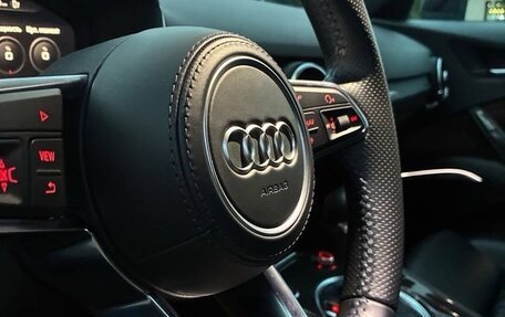 Audi TT, 2018 год, 4 700 000 рублей, 17 фотография