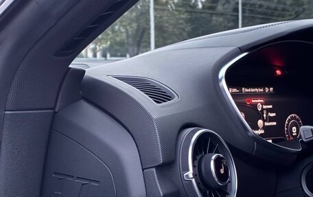 Audi TT, 2018 год, 4 700 000 рублей, 16 фотография