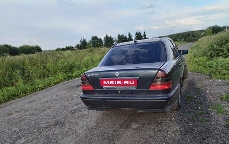 Mercedes-Benz C-Класс, 1999 год, 230 000 рублей, 9 фотография