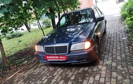 Mercedes-Benz C-Класс, 1999 год, 230 000 рублей, 2 фотография