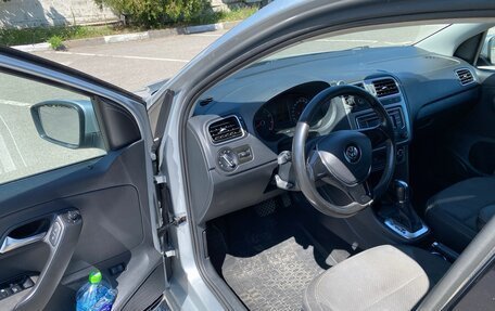 Volkswagen Polo VI (EU Market), 2017 год, 1 300 000 рублей, 9 фотография