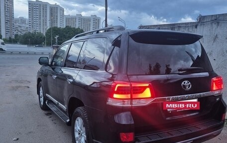 Toyota Land Cruiser 200, 2018 год, 5 550 000 рублей, 5 фотография