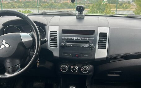 Mitsubishi Outlander III рестайлинг 3, 2011 год, 1 150 000 рублей, 5 фотография