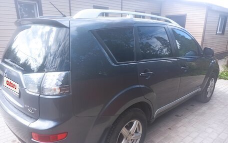 Mitsubishi Outlander III рестайлинг 3, 2007 год, 850 000 рублей, 6 фотография