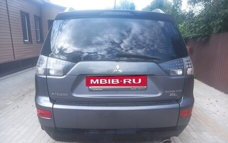 Mitsubishi Outlander III рестайлинг 3, 2007 год, 850 000 рублей, 5 фотография