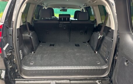 Toyota Land Cruiser Prado 150 рестайлинг 2, 2022 год, 5 000 000 рублей, 16 фотография