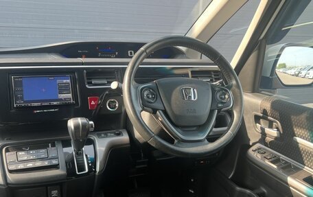 Honda Stepwgn IV, 2019 год, 1 980 000 рублей, 13 фотография