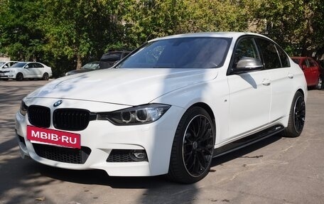 BMW 3 серия, 2013 год, 1 950 000 рублей, 3 фотография