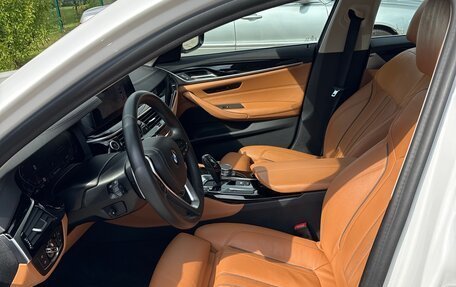 BMW 5 серия, 2020 год, 4 500 000 рублей, 14 фотография