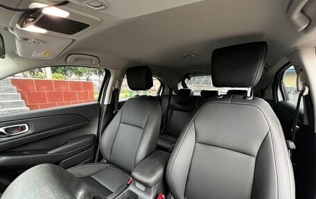 Honda Vezel, 2023 год, 2 190 000 рублей, 9 фотография