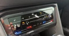 Volkswagen Tiguan II, 2021 год, 3 050 000 рублей, 7 фотография